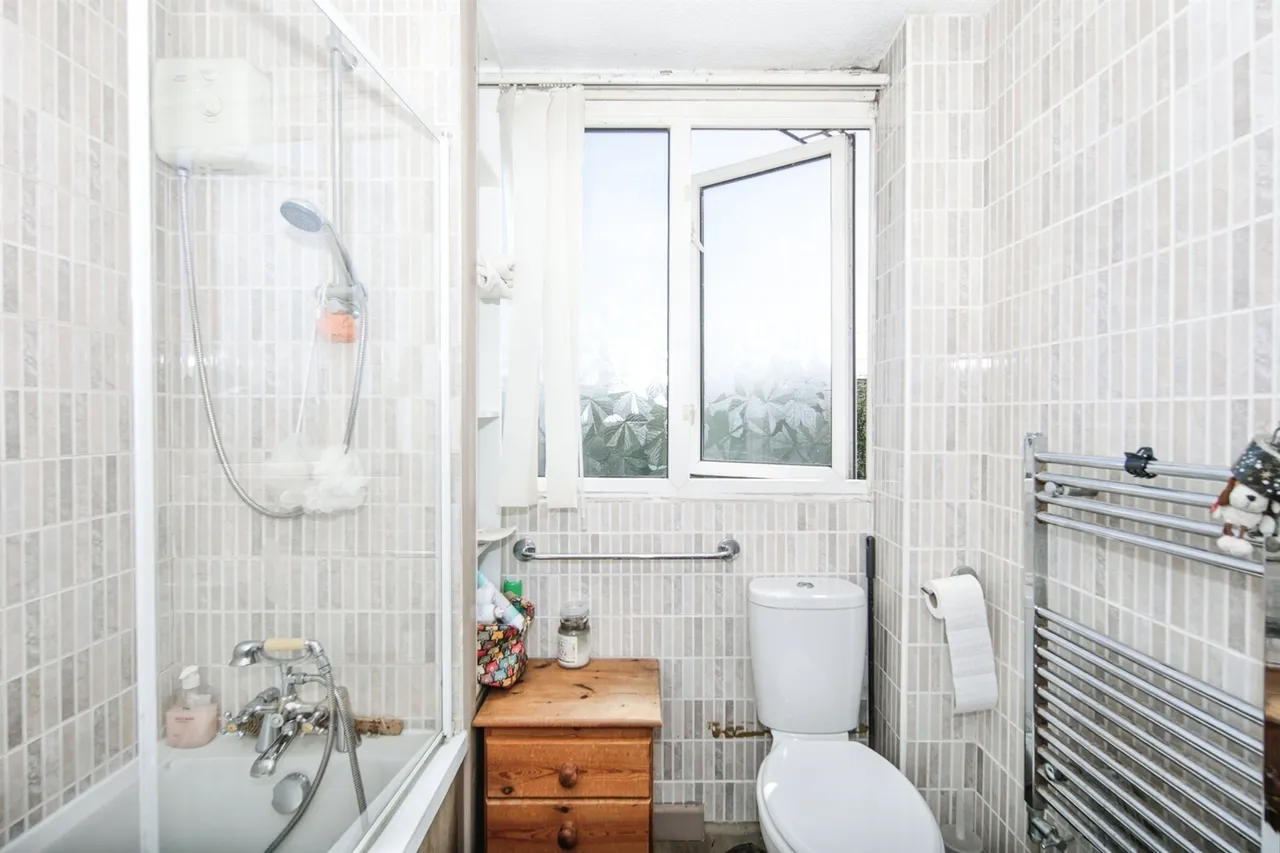 St. Leonards View, Dordon, B78, photo 10