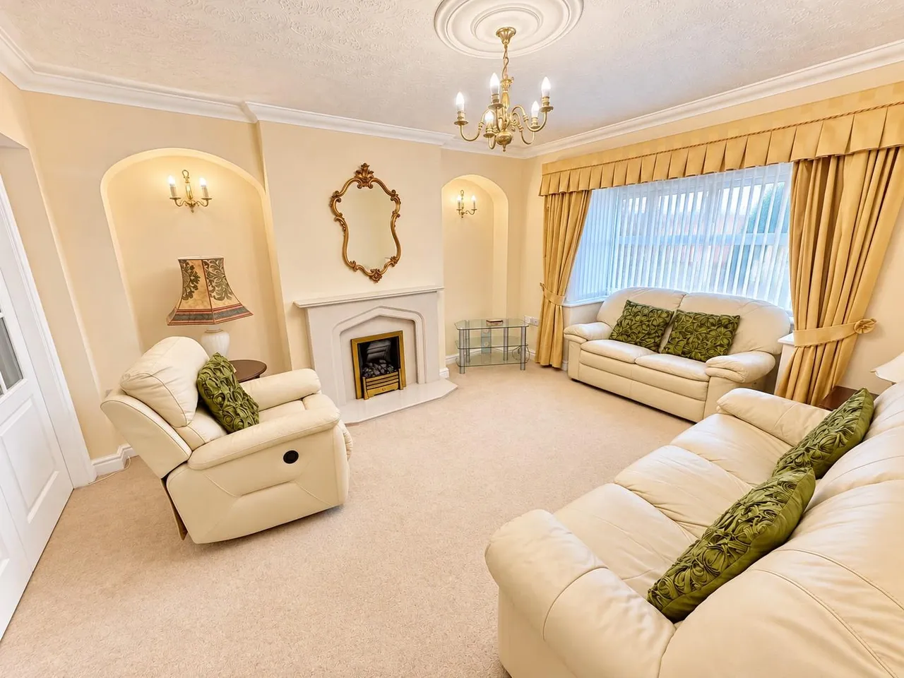 Woodside, Branston, LN4, photo 2