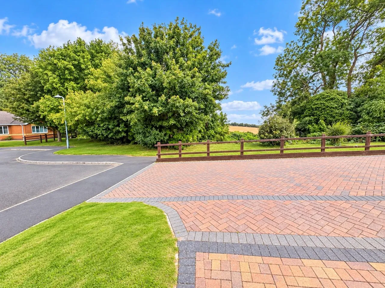 Woodside, Branston, LN4, photo 13