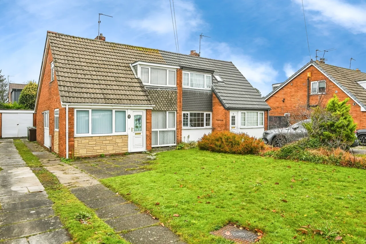 2 bed house for sale, Beechwood Drive, Formby, L37