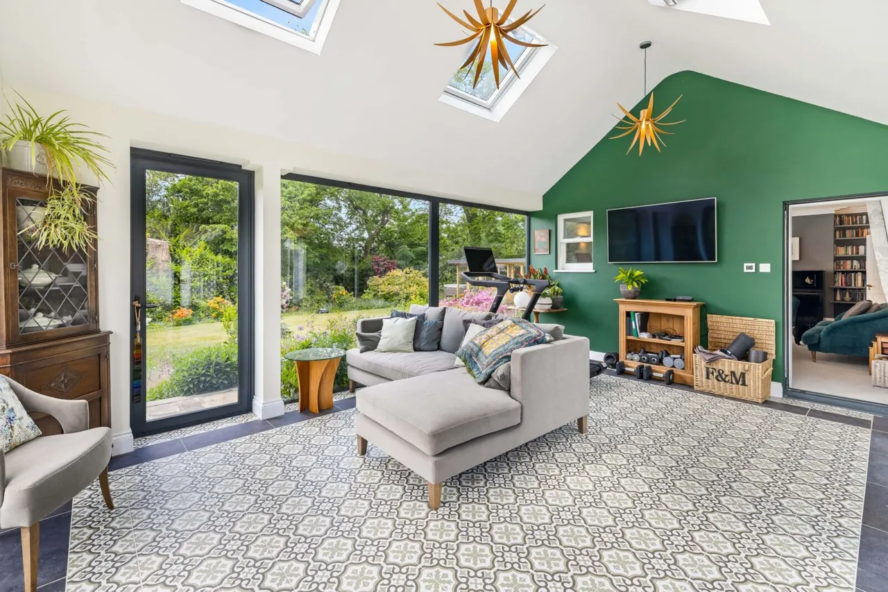 Crossways House Hammerwood Road, Ashurst Wood, East Grinstead, East Grinstead, RH19 3RX, photo 9