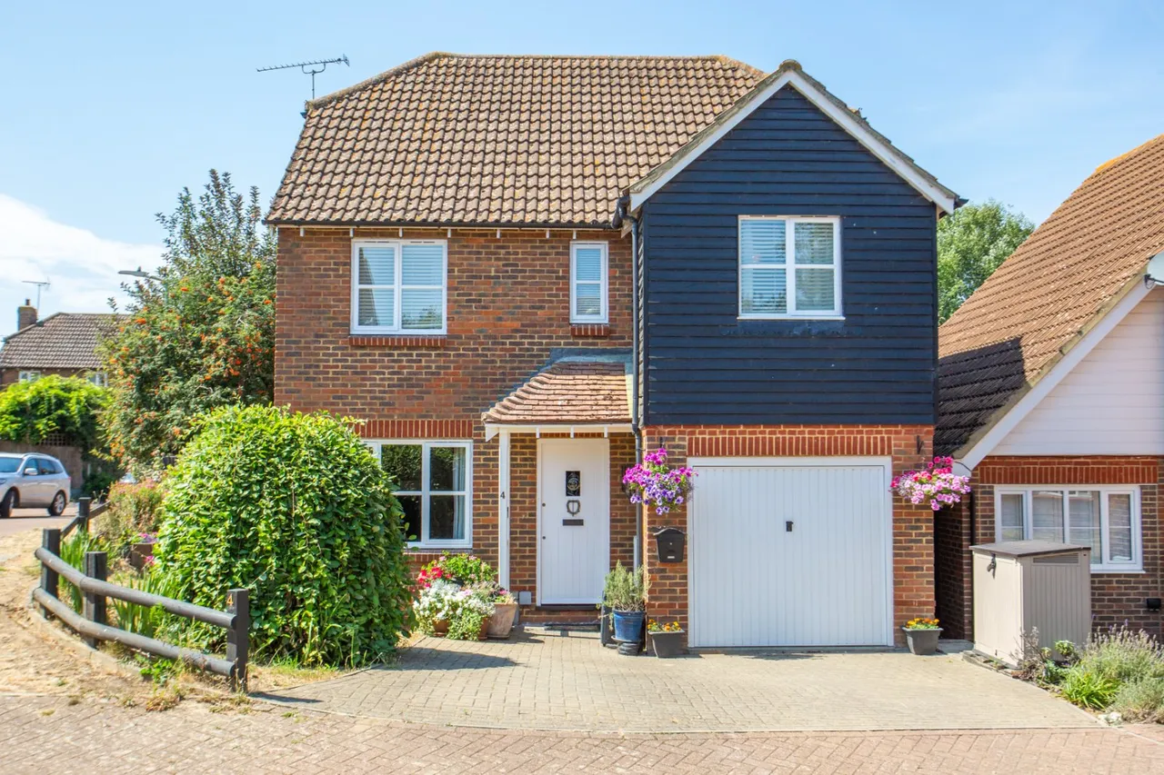 4 bed house for sale, Wantsum Close, Herne Bay, CT6