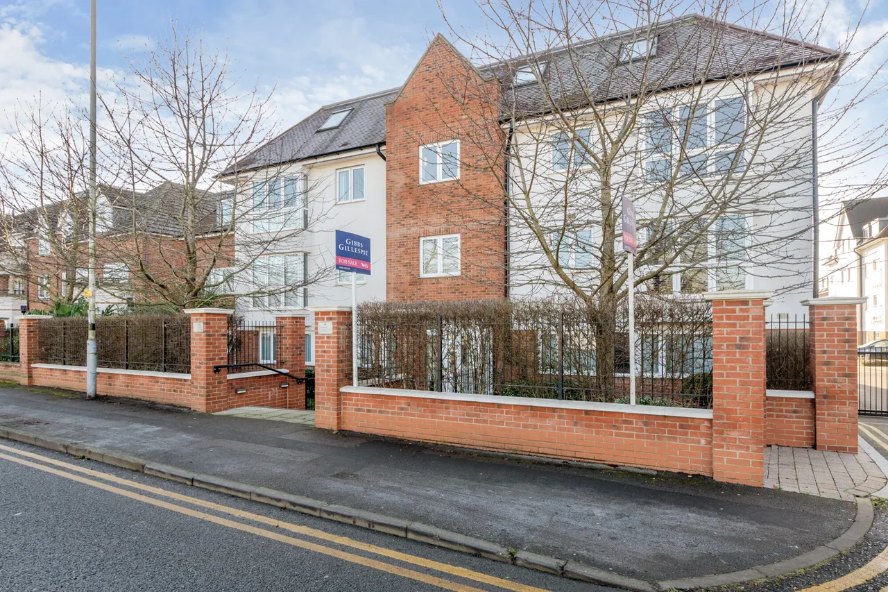 Pembroke Road, Ruislip, HA4, photo 9