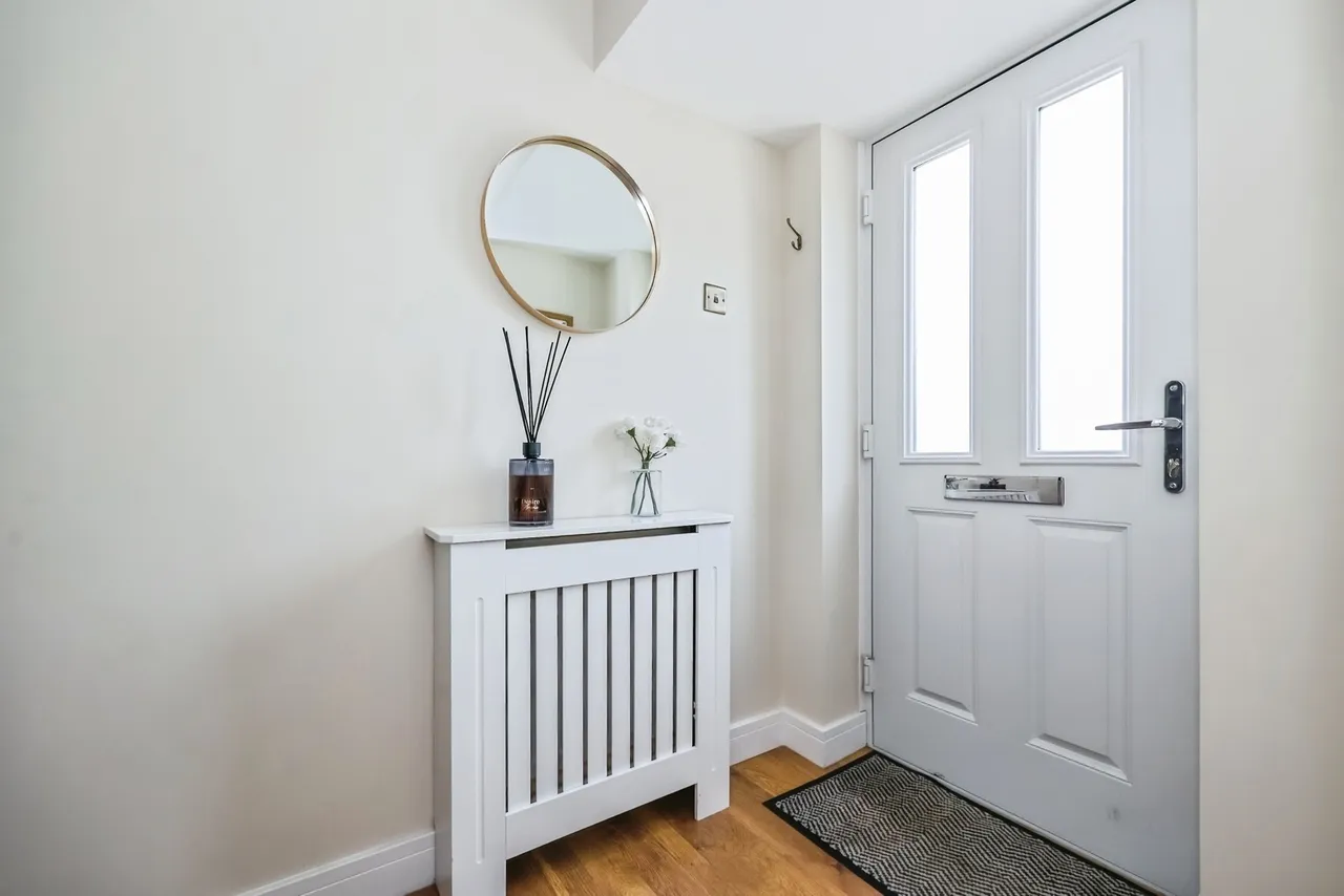 Pinehurst Avenue, Hucknall, NG15, photo 12
