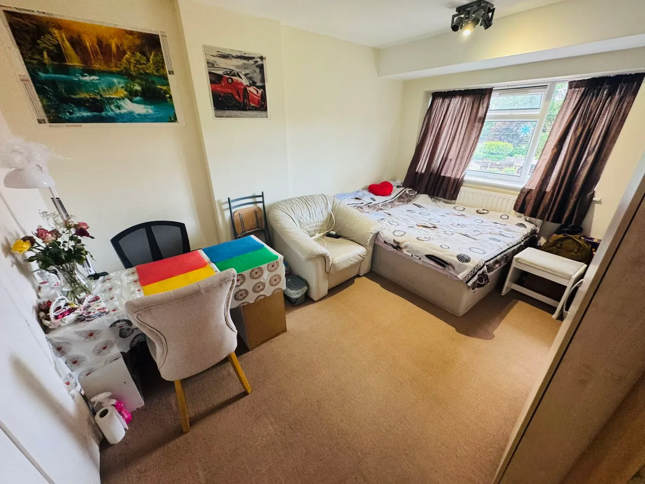 Sutton Court Road, Uxbridge, UB10, photo 5