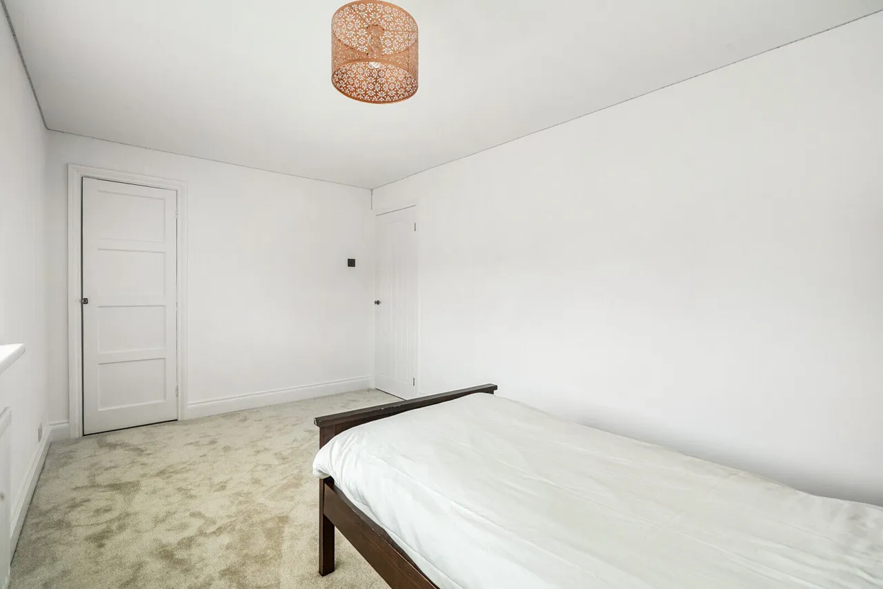Wood Lane Close, Sonning Common, RG4, photo 24