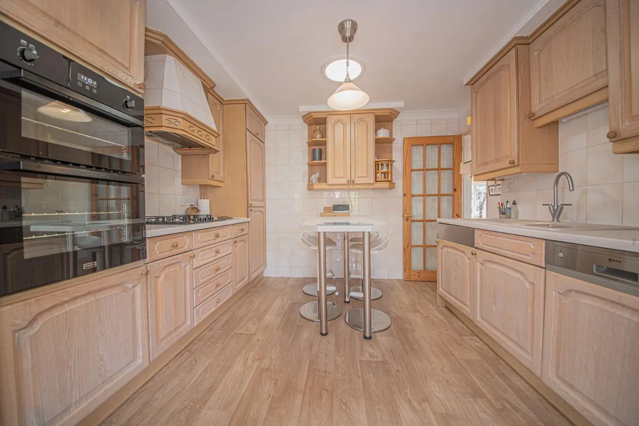 Winsford Avenue, Bishopstoke, Eastleigh, SO50 8JJ, photo 6