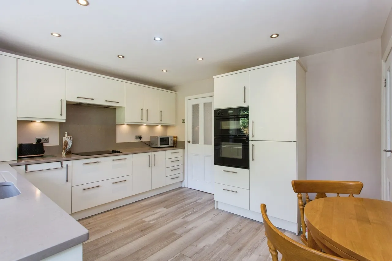 Preston Road, Clayton-le-Woods, Chorley, Lancashire, PR6, photo 17