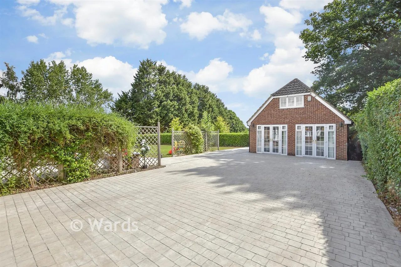 Pleasant Valley Lane, East Farleigh, ME15, photo 9