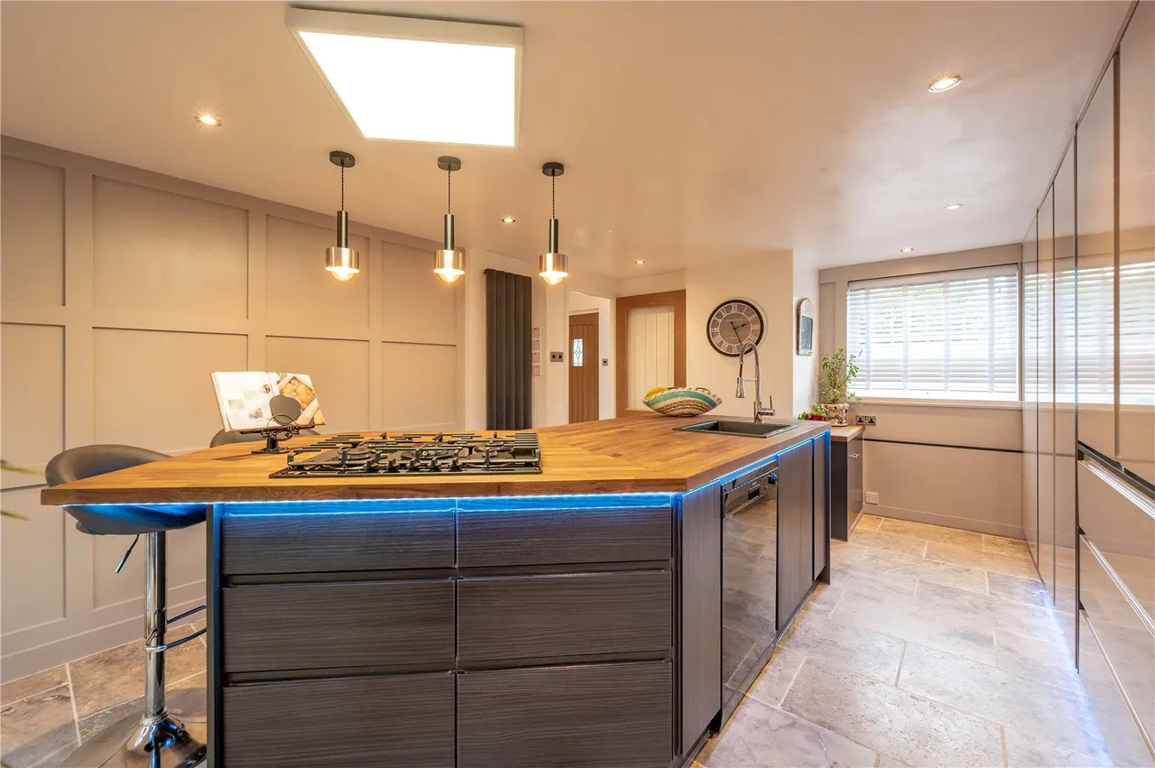 Shawbury Close Winyates East, Redditch, Worcestershire, B98 0PE, photo 8