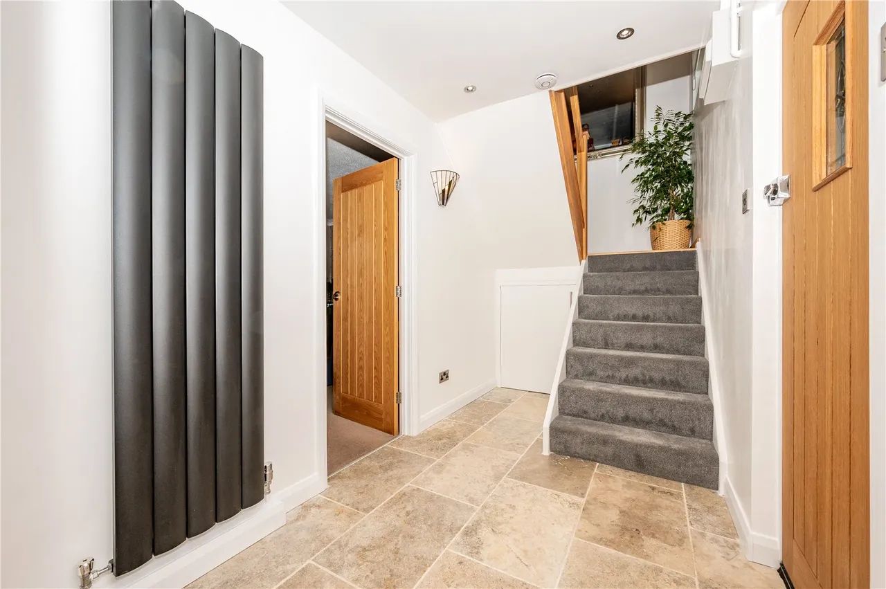 Shawbury Close Winyates East, Redditch, Worcestershire, B98 0PE, photo 5