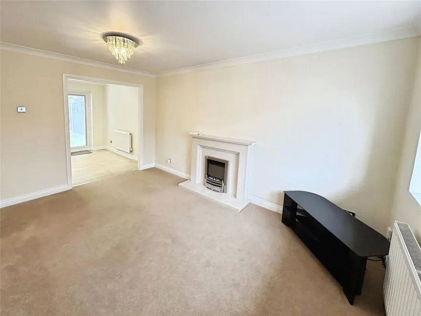Paddock Close, Doncaster, South Yorkshire, DN5, photo 7