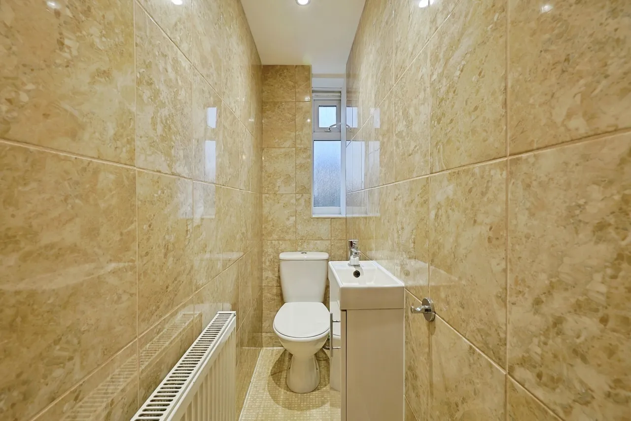 Batten Street, London, SW11, photo 11