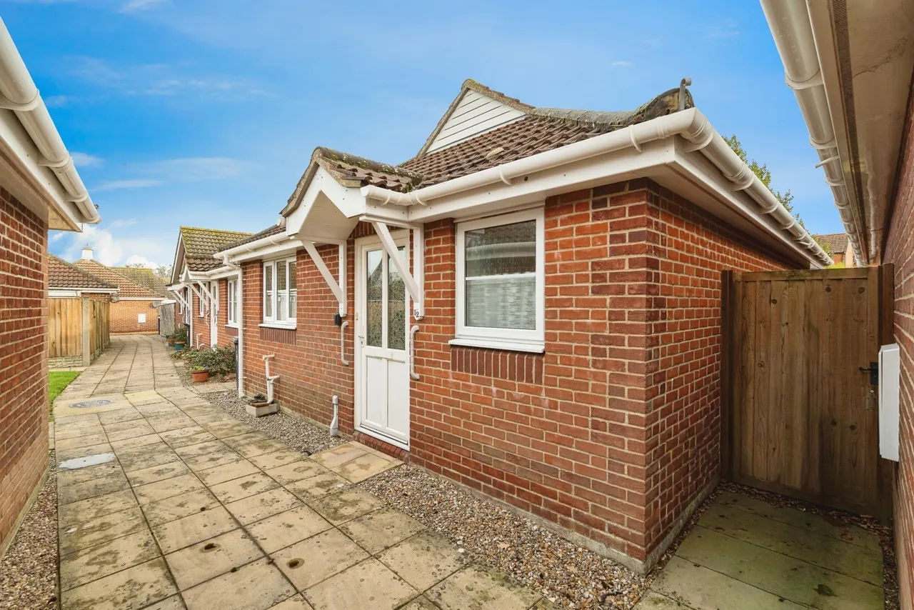 Glaven Close, North Walsham, Norfolk, NR28, photo 17