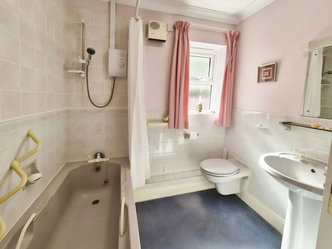 Coverdale Court, Yeovil, photo 10