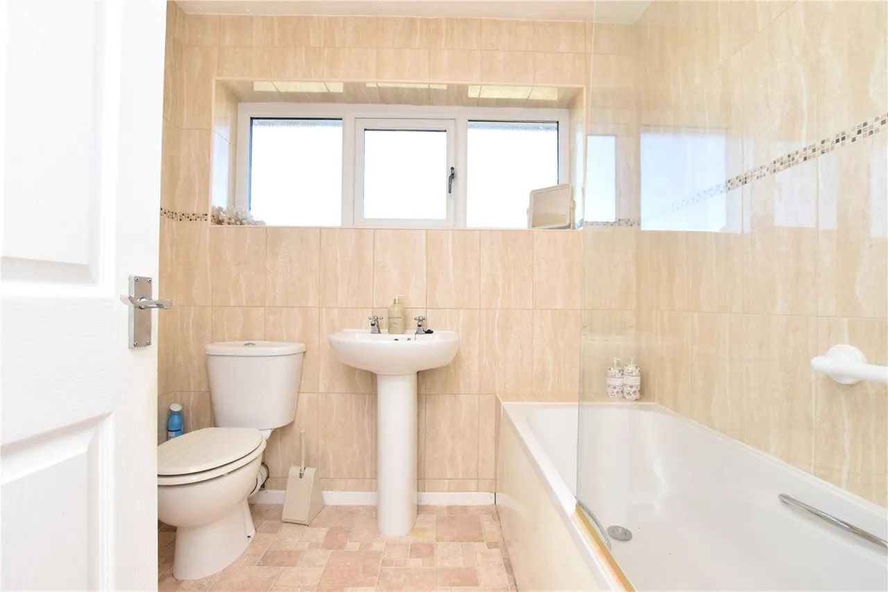 William Street, Churwell, LS27, photo 9