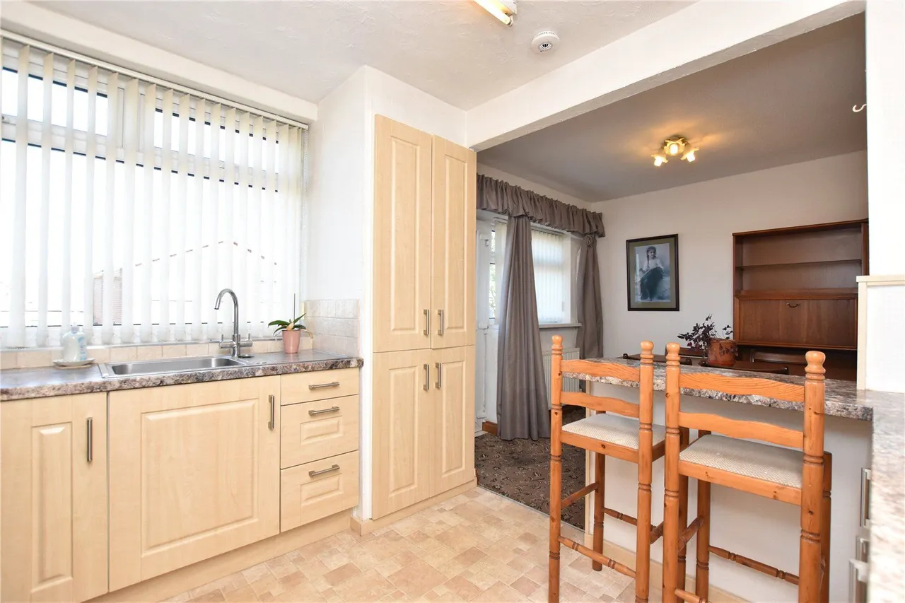 William Street, Churwell, LS27, photo 6