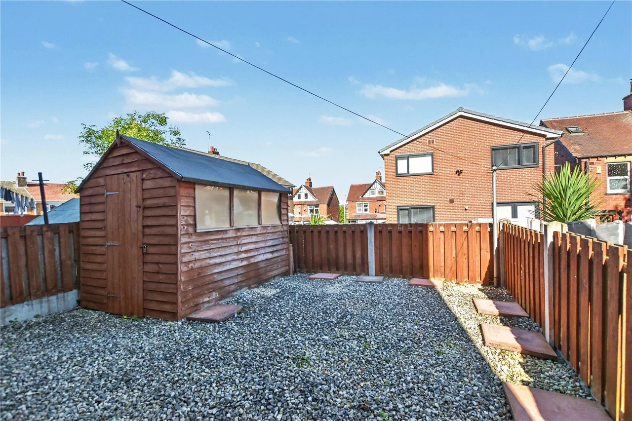 William Street, Churwell, LS27, photo 14