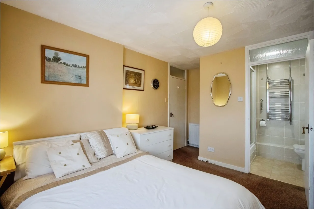 Gibson Lane, Kippax, Leeds, West Yorkshire, LS25, photo 9