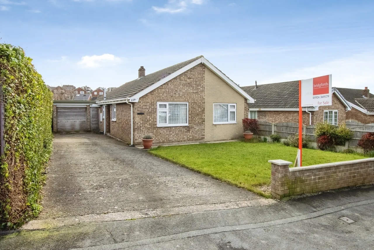 Gibson Lane, Kippax, Leeds, West Yorkshire, LS25, photo 16