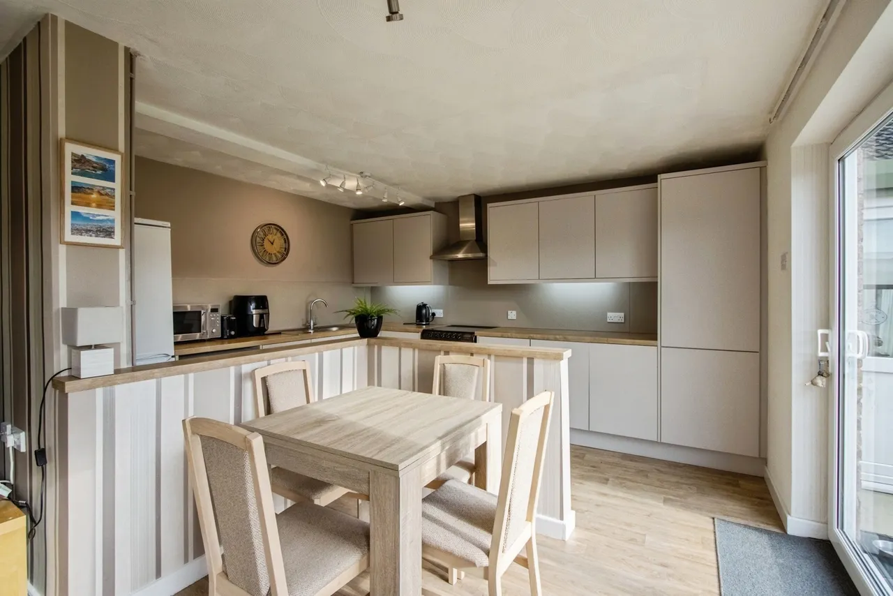 Gibson Lane, Kippax, Leeds, West Yorkshire, LS25, photo 7