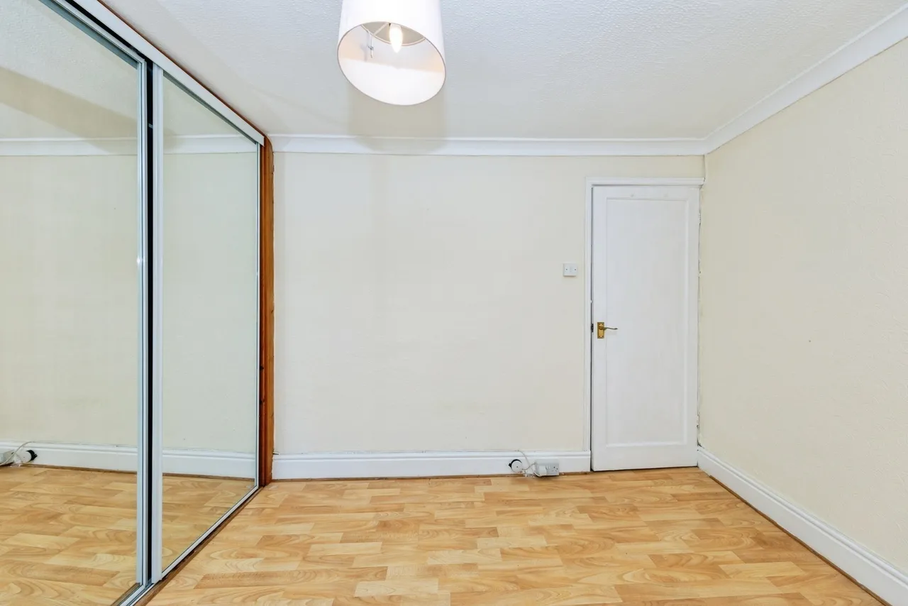 Llandafen Road, Llanelli, SA14, photo 17