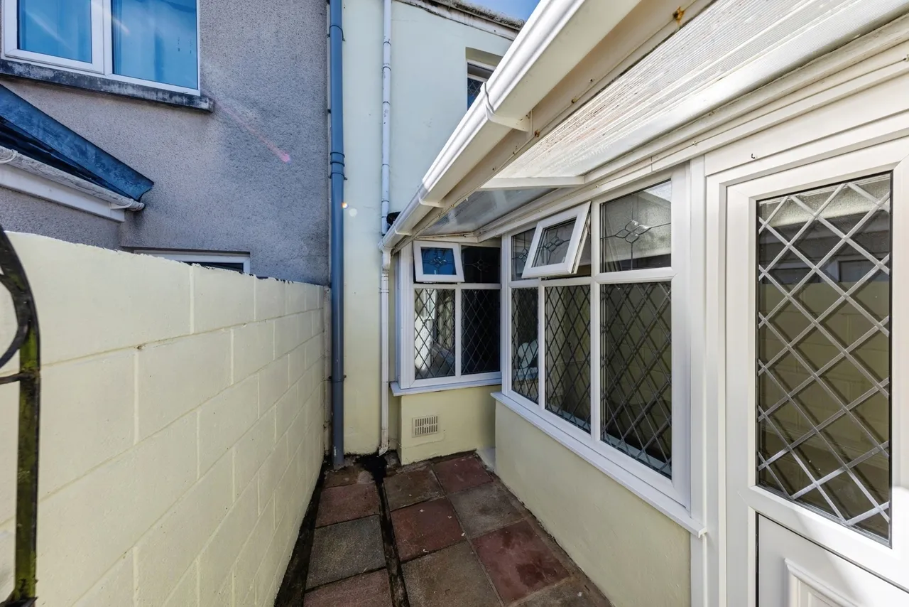 Llandafen Road, Llanelli, SA14, photo 18