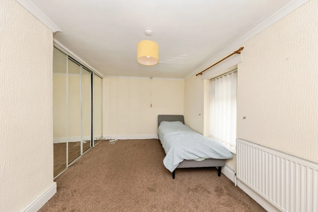 Llandafen Road, Llanelli, SA14, photo 15
