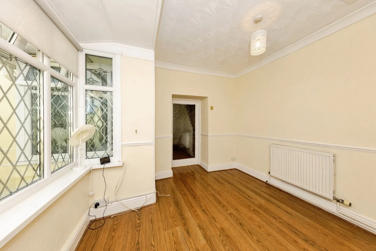 Llandafen Road, Llanelli, SA14, photo 11