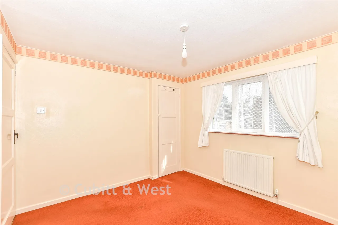 Manor Way, Uckfield, TN22, photo 10