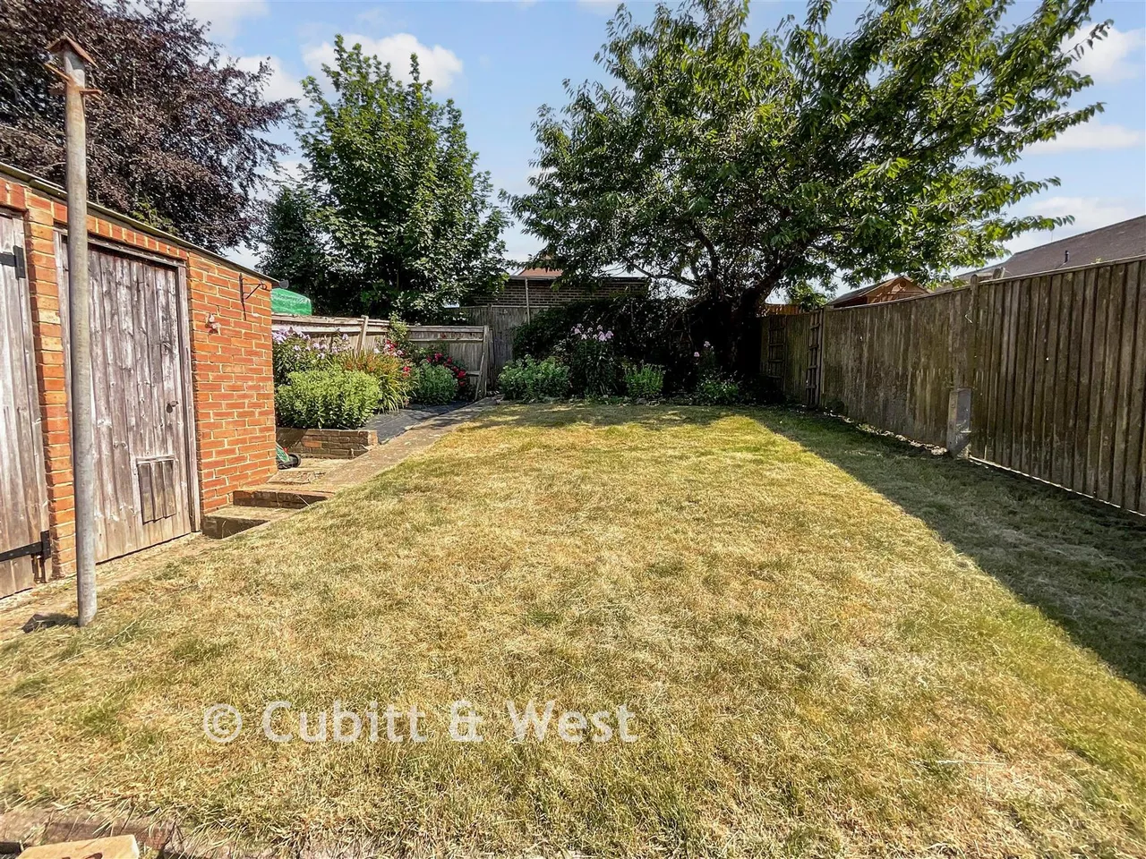 Manor Way, Uckfield, TN22, photo 13