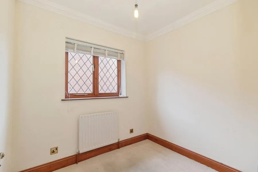 Millers Close, Rushden, NN10, photo 15