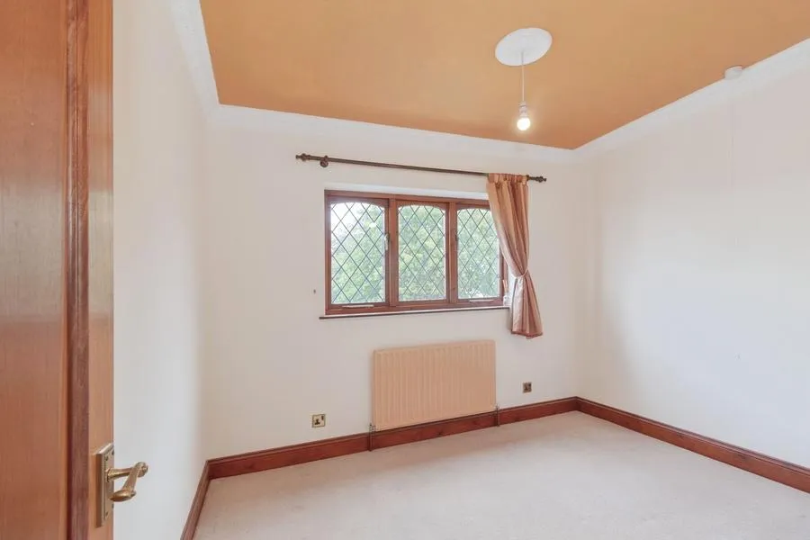 Millers Close, Rushden, NN10, photo 13