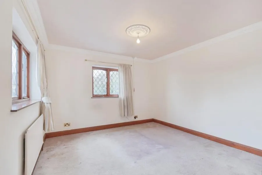 Millers Close, Rushden, NN10, photo 12
