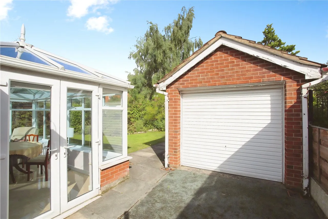 Fenwick Drive, Heaton Mersey, SK4, photo 6