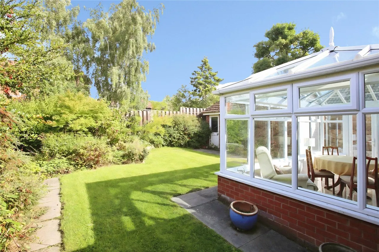 Fenwick Drive, Heaton Mersey, SK4, photo 22