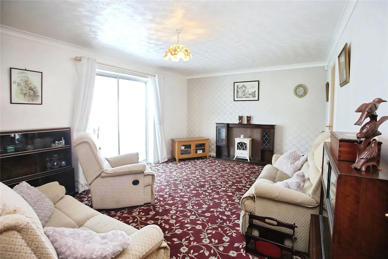 Fenwick Drive, Heaton Mersey, SK4, photo 9
