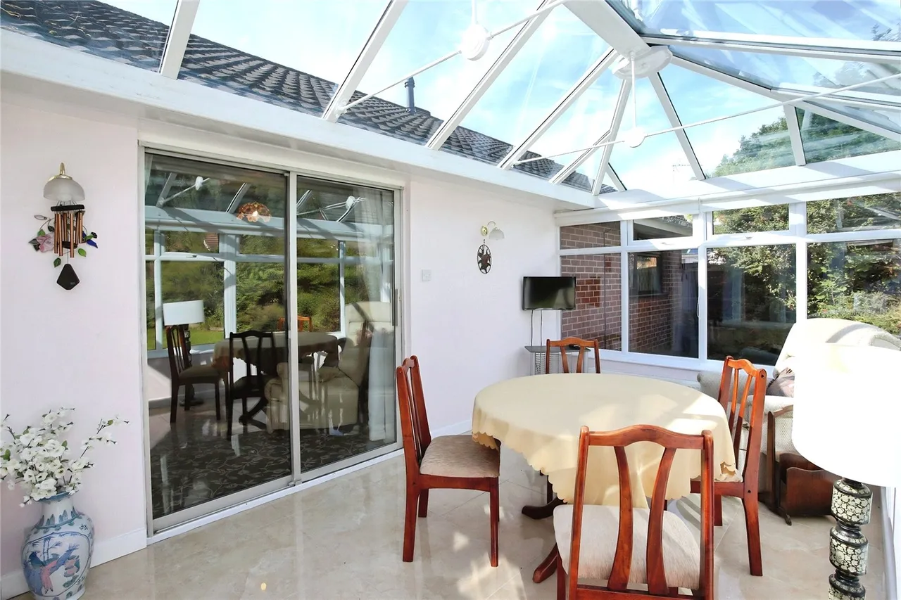 Fenwick Drive, Heaton Mersey, SK4, photo 12