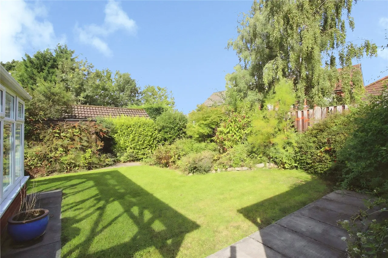Fenwick Drive, Heaton Mersey, SK4, photo 8