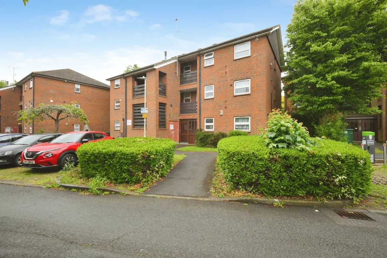1 bed flat for sale, Athelstan Walk North, Welwyn Garden City, AL7