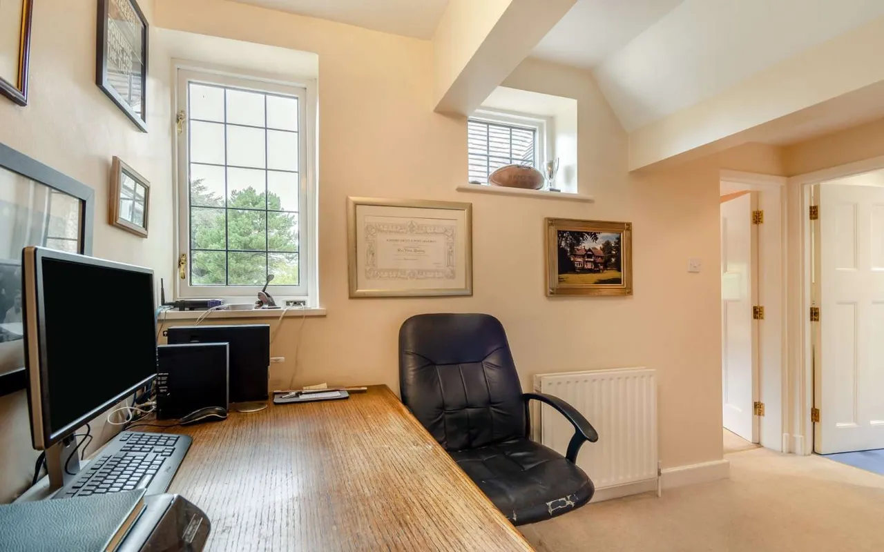 Valley Road, West Bridgford, NG2, photo 16