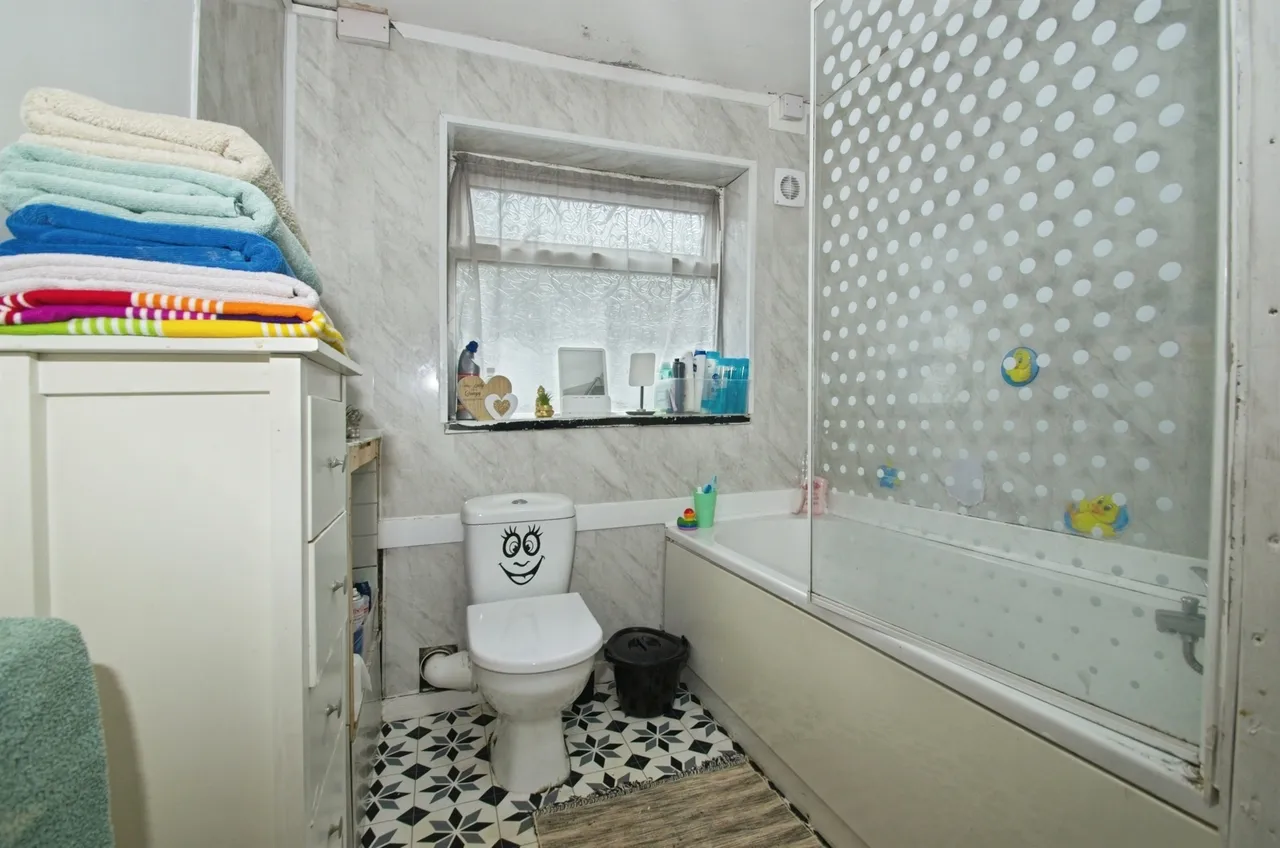 Aberllechau Road, Porth, CF39, photo 17