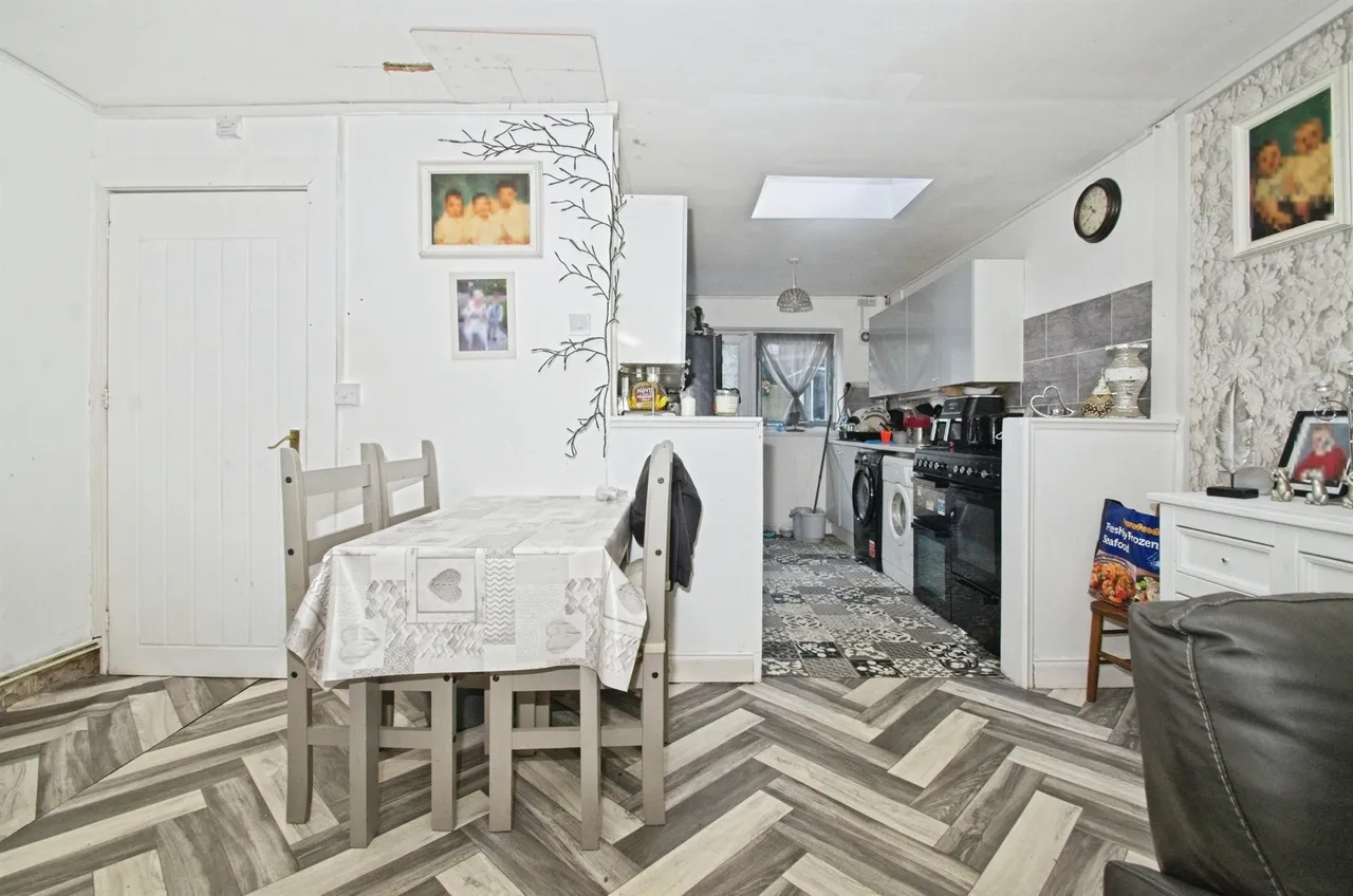 Aberllechau Road, Porth, CF39, photo 7