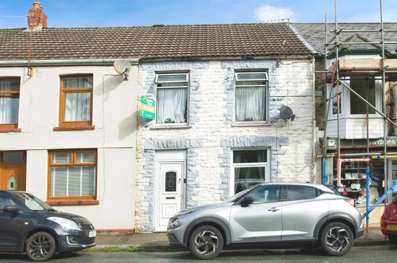 3 bed house for sale, Aberllechau Road, Porth, CF39