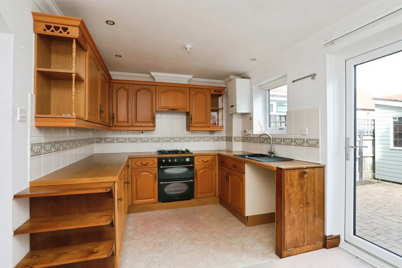 Honeysuckle Drive, Dereham, NR20, photo 4