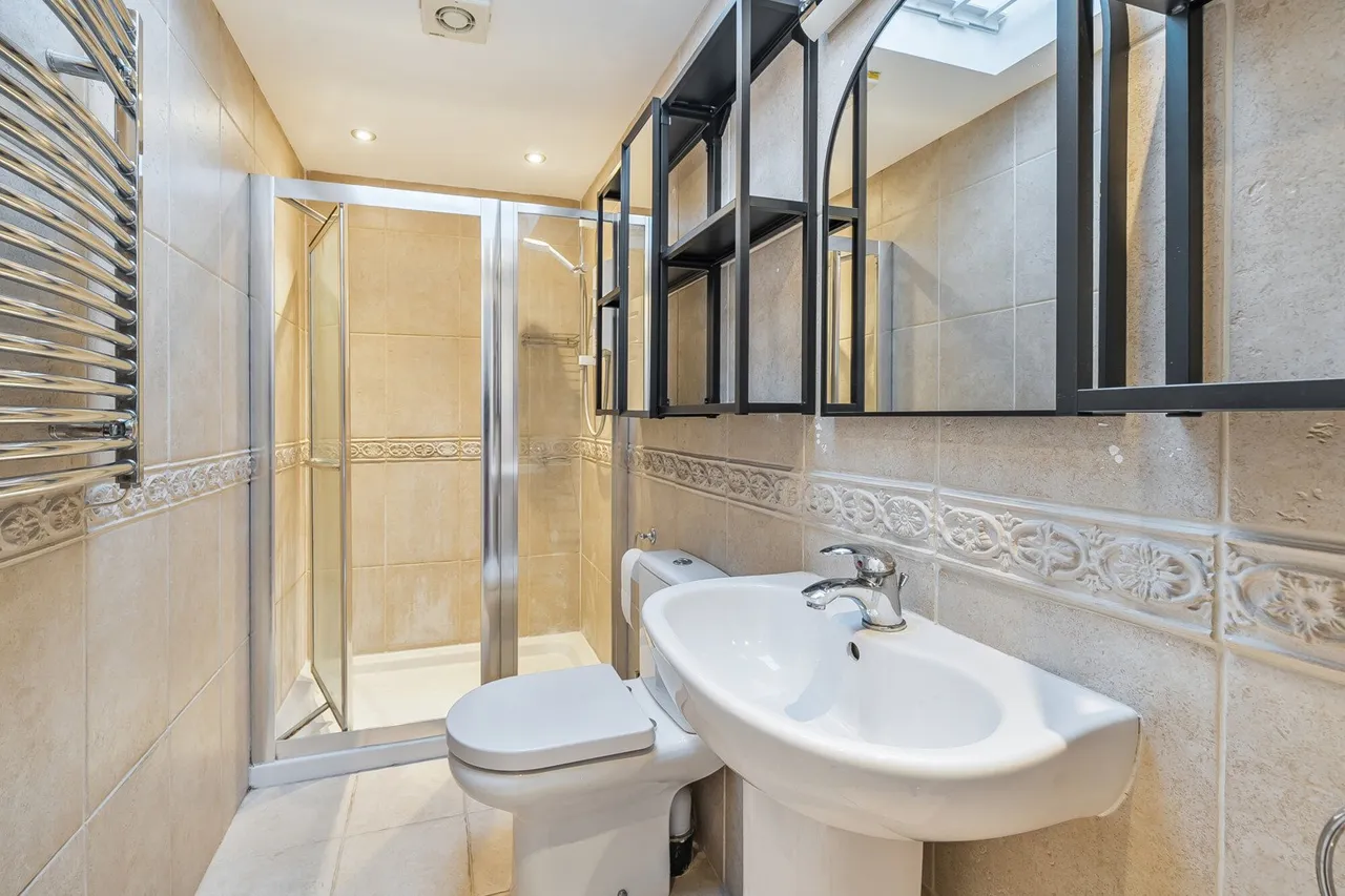 Searles Road, SE1, photo 17