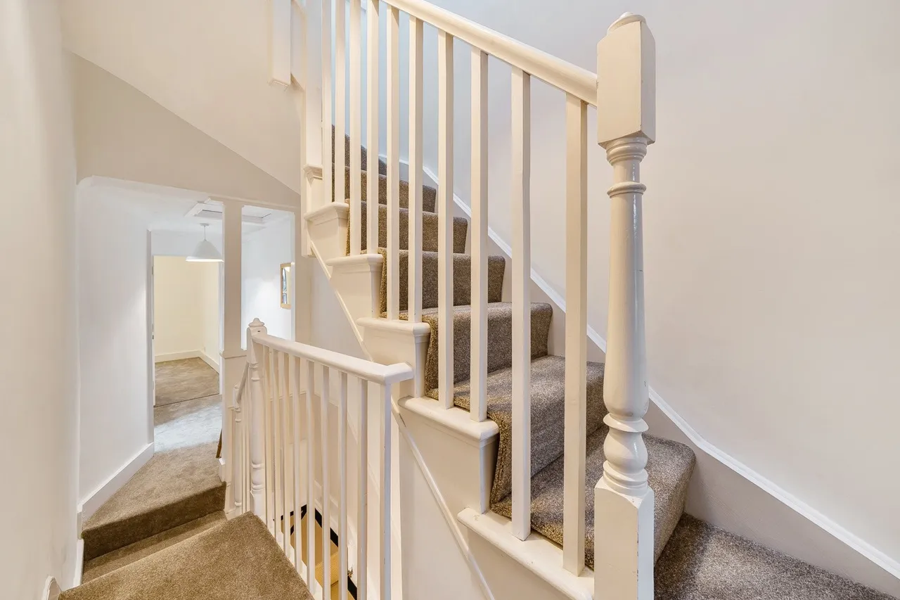 Searles Road, SE1, photo 15