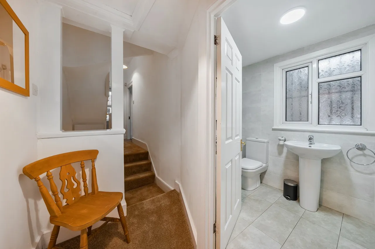 Searles Road, SE1, photo 8
