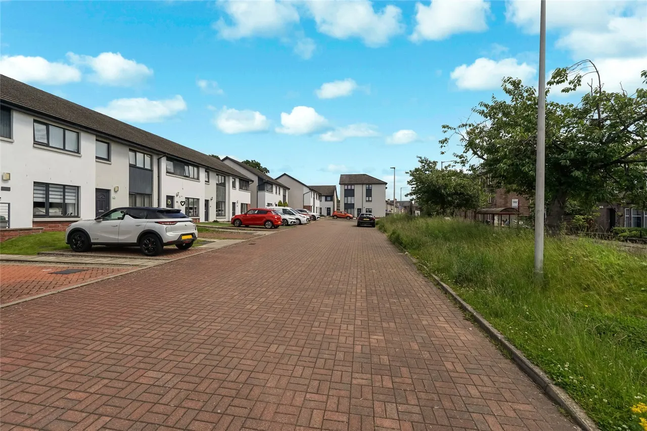 Bryden Way, Alloa, Clackmannanshire, FK10, photo 25