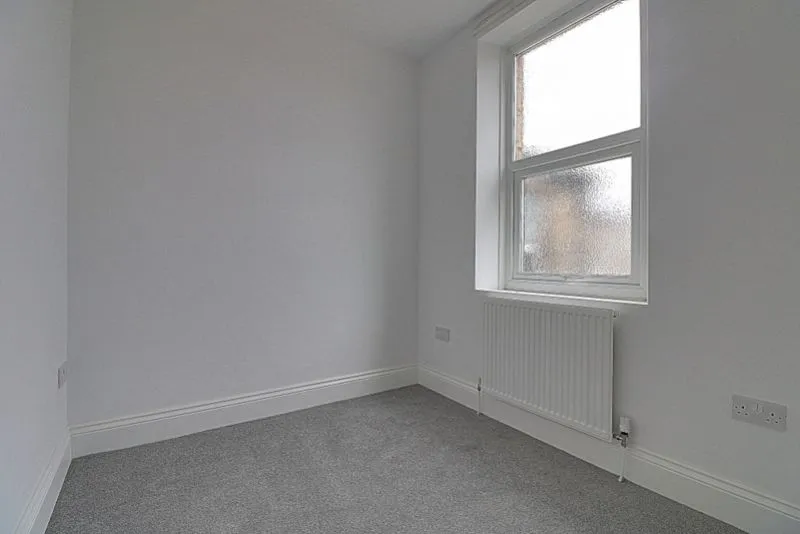 King Street, Mirfield, WF14, photo 7